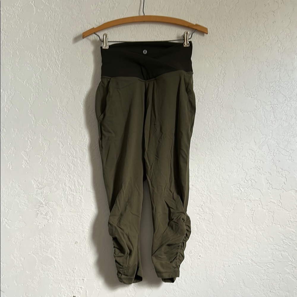 LuluLemon Olive Green High-Waisted Leggings